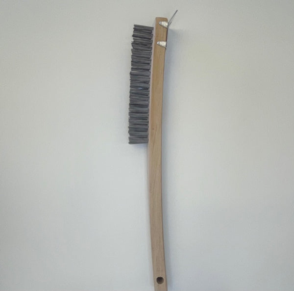 WIRE BRUSH LONG HANDLE W/SCR